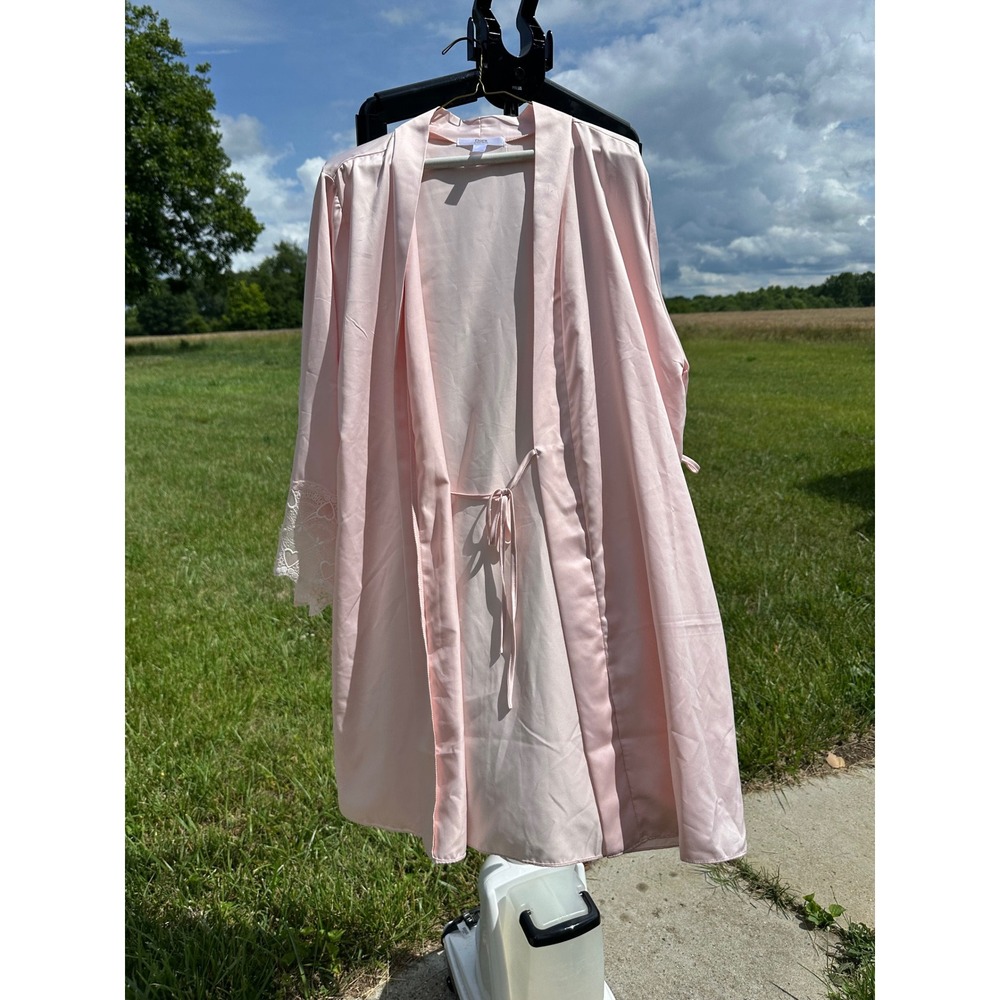 Flora by Flora Nikrooz Pink Satin Lace Trim Robe L/XL T90482 Heart Lace Cuffs